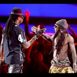 2012 MTV VMA “YUCK” PERFORMANCE